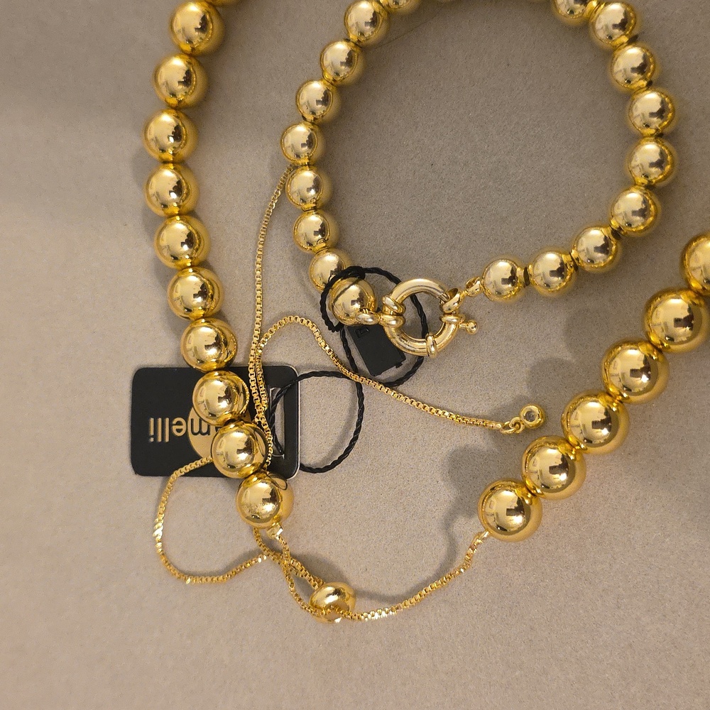 Gold Heart Charm Bracelet - Picture 2 of 3